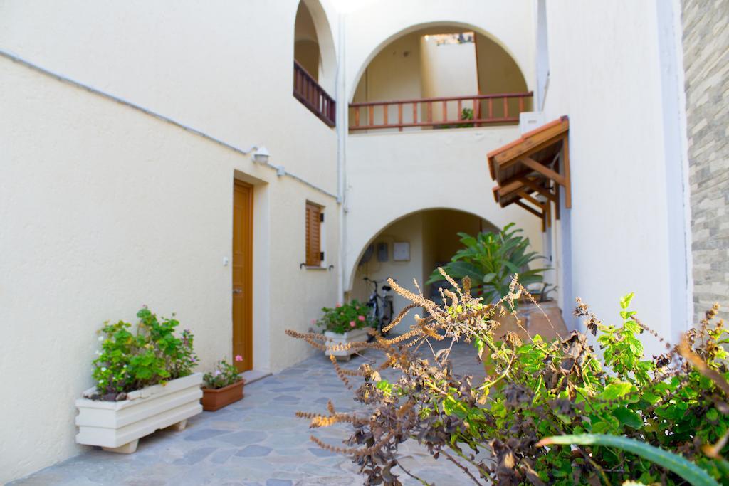 Bay View Apts II Sitía Chambre photo